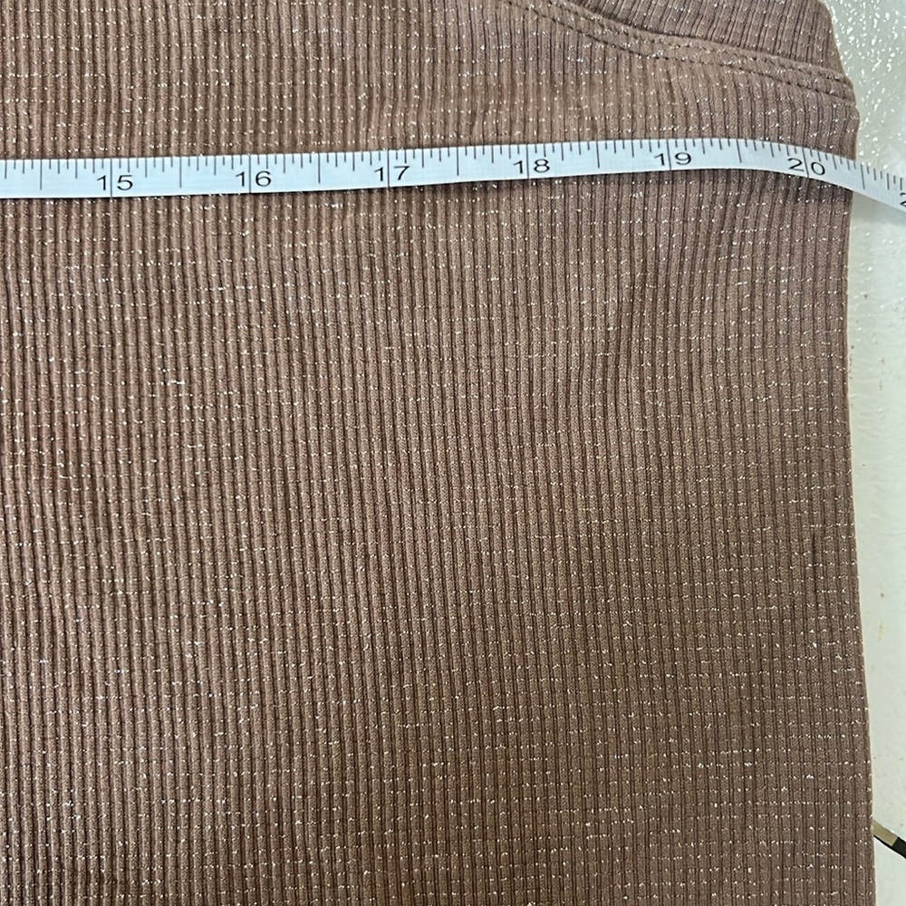Athleta Momentum Seamless Tank - Brown/Gold Glitter - Picture 5 of 7